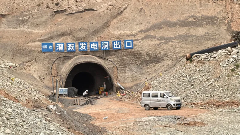 策勒河昆仑水利枢纽工程项目大坝建设10月封顶